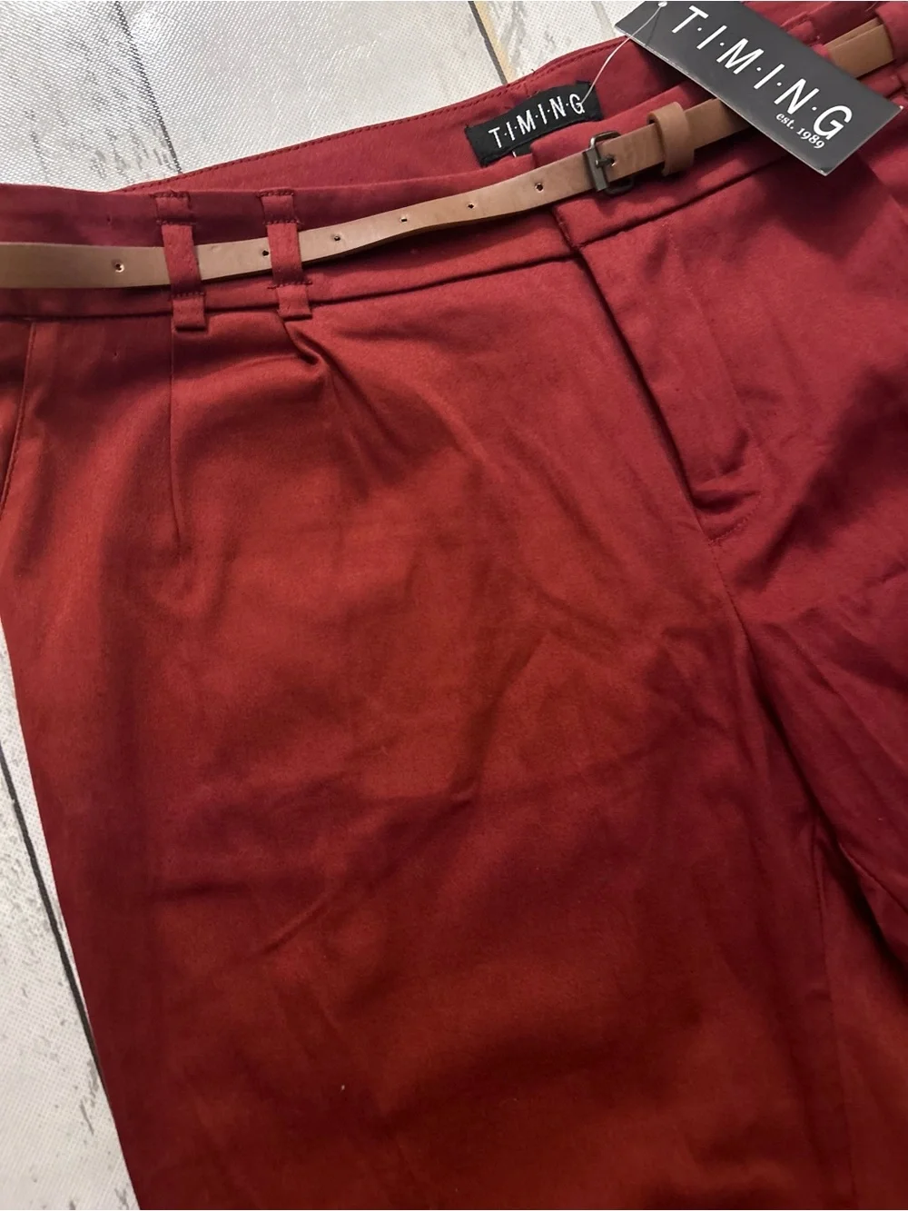 Timing Women's Burgundy Chinos with Leather Belt Sz M (6 -8) 98% cotton.